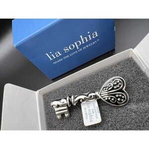 Lia Sophia Key Pin